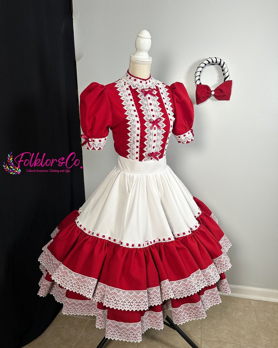 Folkloryco Vestuario - Español