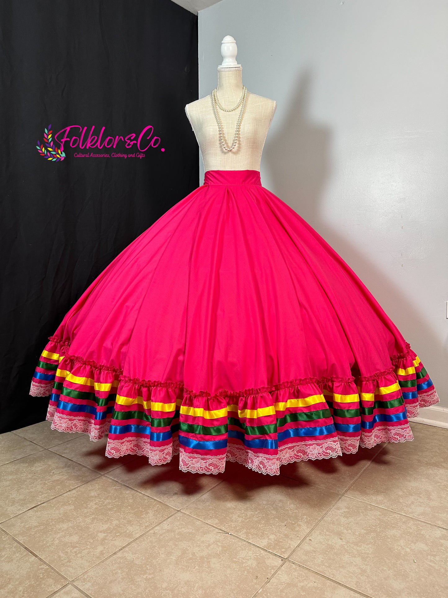 Rosa Mexicano Emily